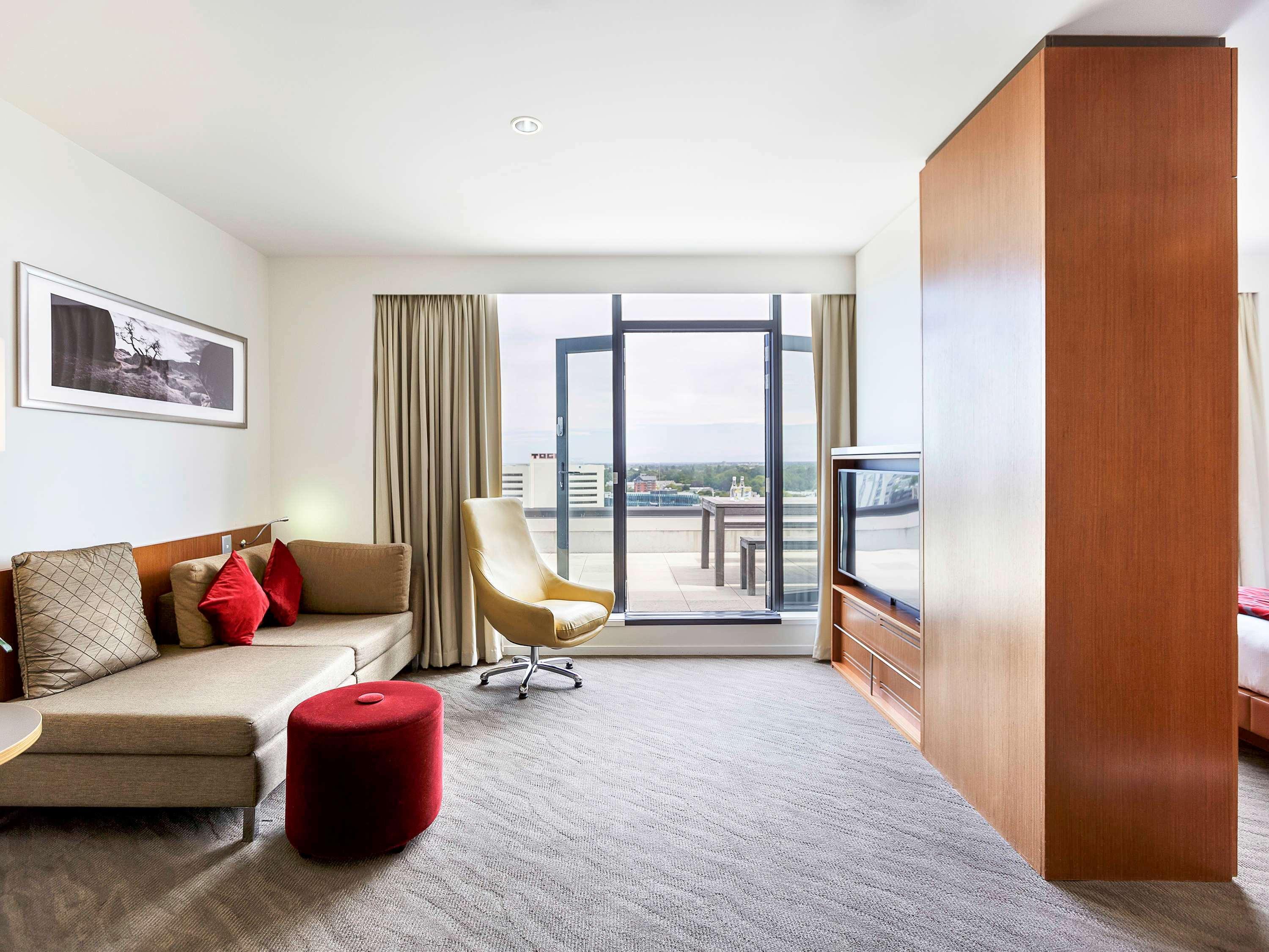Novotel Christchurch Cathedral Square Екстериор снимка