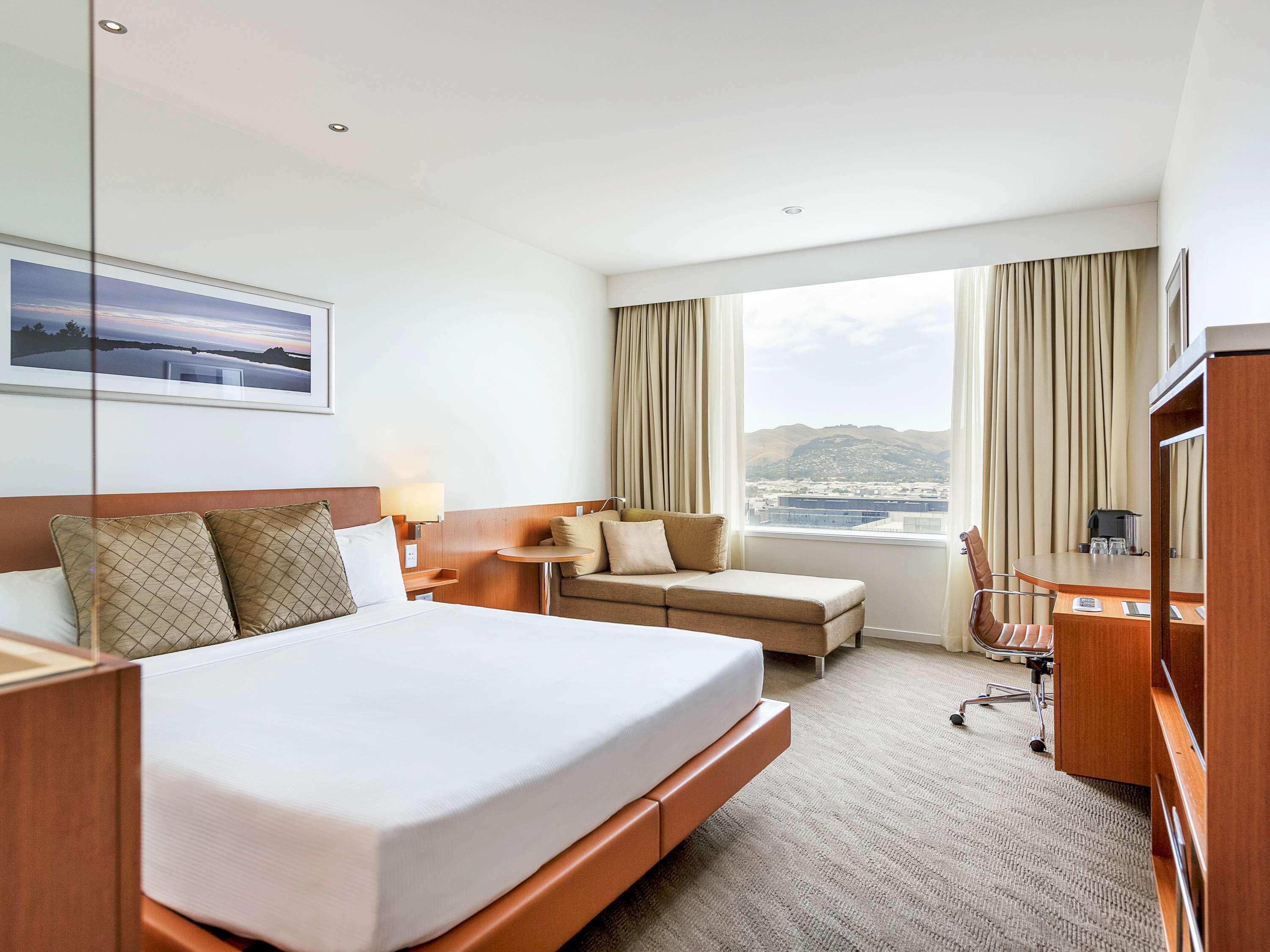 Novotel Christchurch Cathedral Square Екстериор снимка