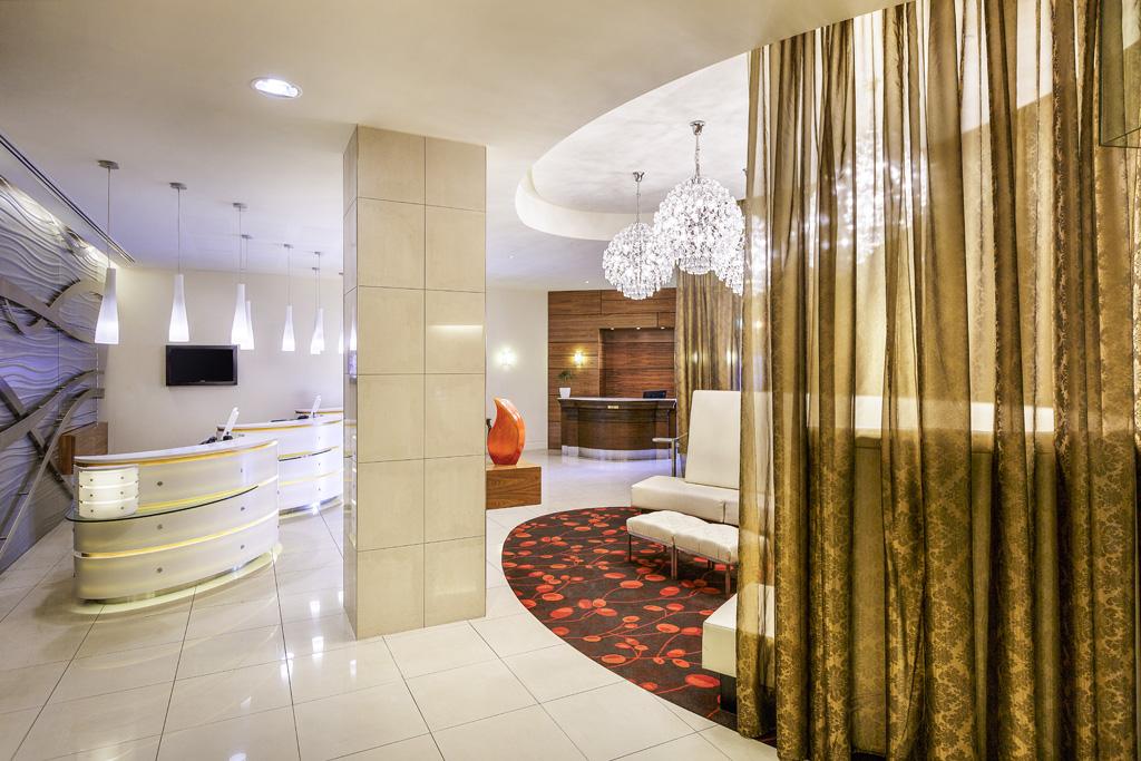 Novotel Christchurch Cathedral Square Екстериор снимка