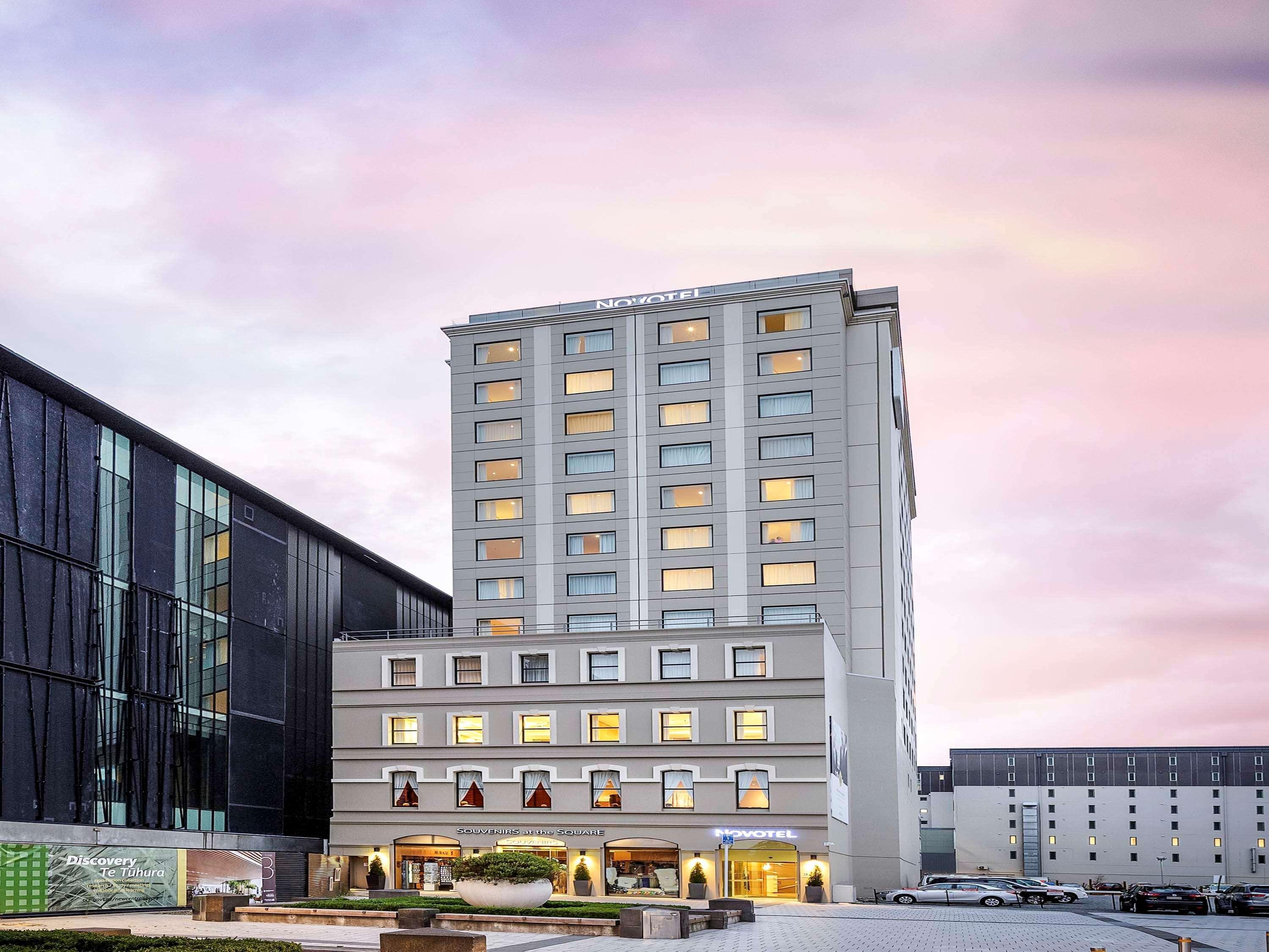 Novotel Christchurch Cathedral Square Екстериор снимка